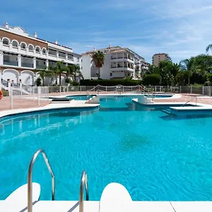 Holidays & Ii, 3 Habitaciones, Piscinas ,150 Metros Playa , Benalmadena Spain